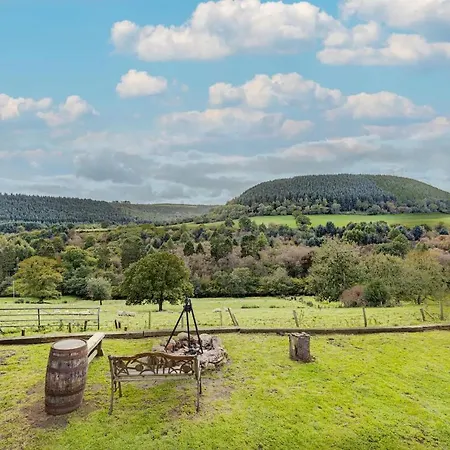 Tatil Evi 2x Double Bed - Glamping Wagon Dalby Forest Scarborough