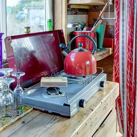 2x Double Bed - Glamping Wagon Dalby Forest 別荘 スカーバラ